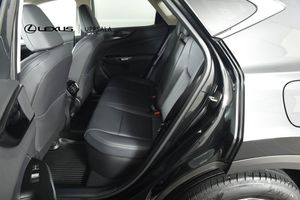 Lexus NX bild 7