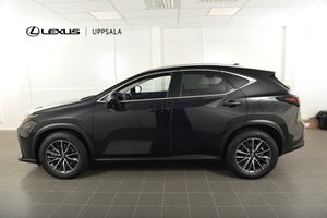 Lexus NX bild 3
