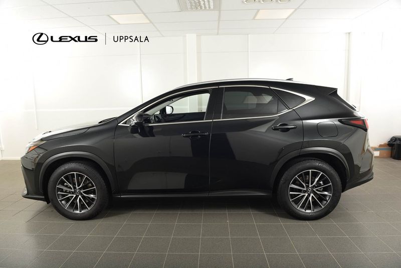 Lexus NX bild 3