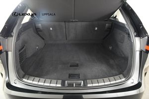 Lexus NX bild 10