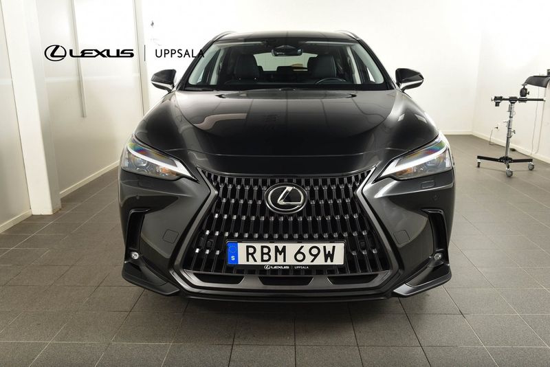 Lexus NX bild 5
