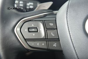 Lexus NX bild 13