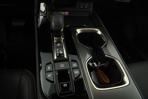 Lexus NX bild 18