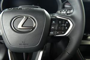 Lexus LBX bild 11