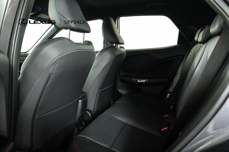 Lexus LBX bild 7