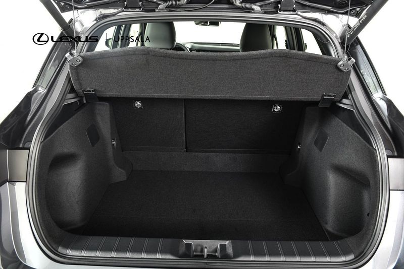 Lexus LBX bild 9