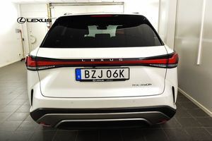 Lexus RX bild 4