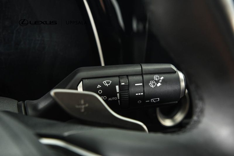 Lexus RX bild 15