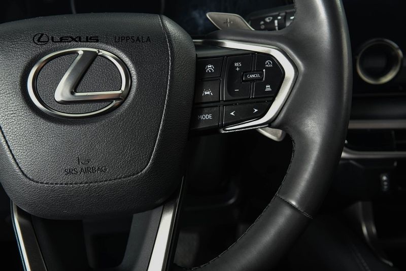 Lexus RX bild 12