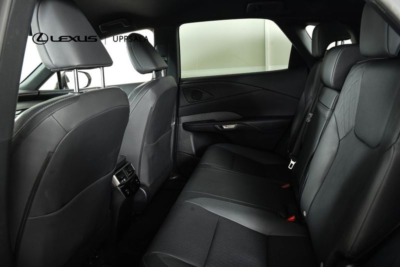 Lexus RX bild 7