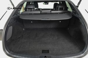 Lexus RX bild 8
