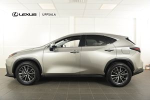 Lexus NX bild 3