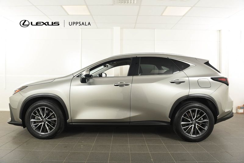 Lexus NX bild 3