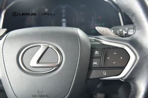 Lexus NX bild 13