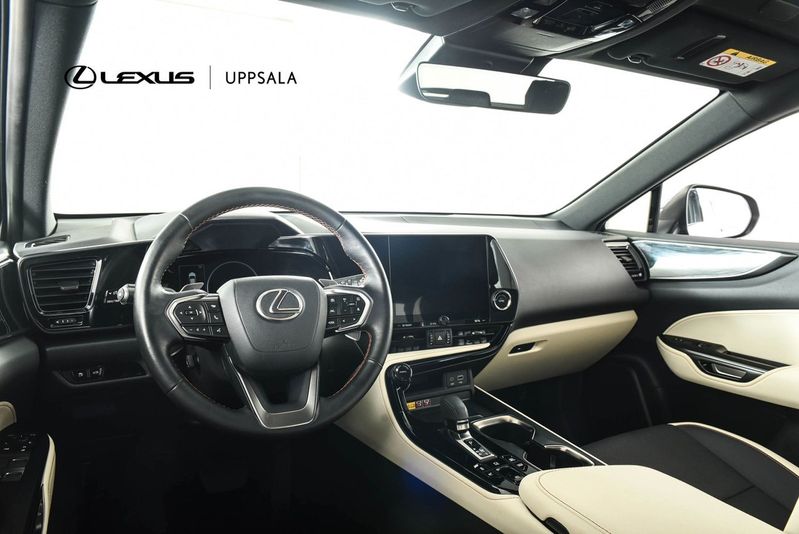Lexus NX bild 4