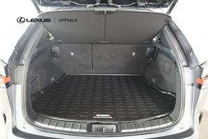 Lexus NX bild 7