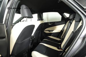 Lexus NX bild 6