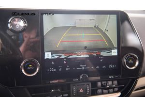 Lexus NX bild 10
