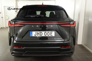 Lexus NX bild 5