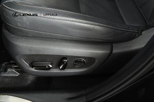 Lexus NX bild 13