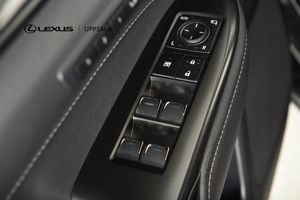 Lexus NX bild 12
