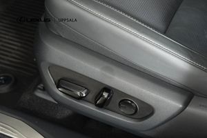 Lexus RX bild 12