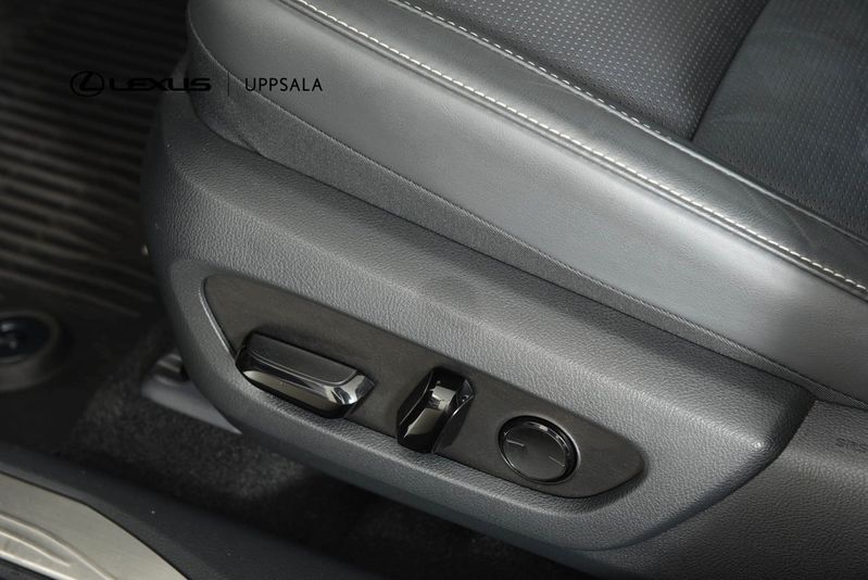 Lexus RX bild 12