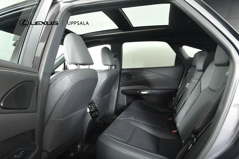 Lexus RX bild 7
