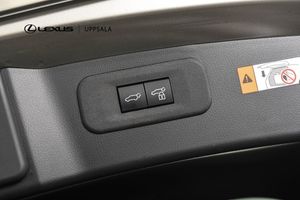 Lexus NX bild 11