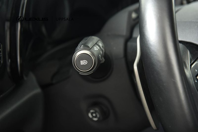 Lexus NX bild 14