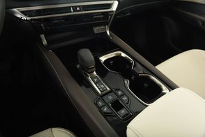 Lexus RX bild 15