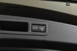 Lexus RX bild 11