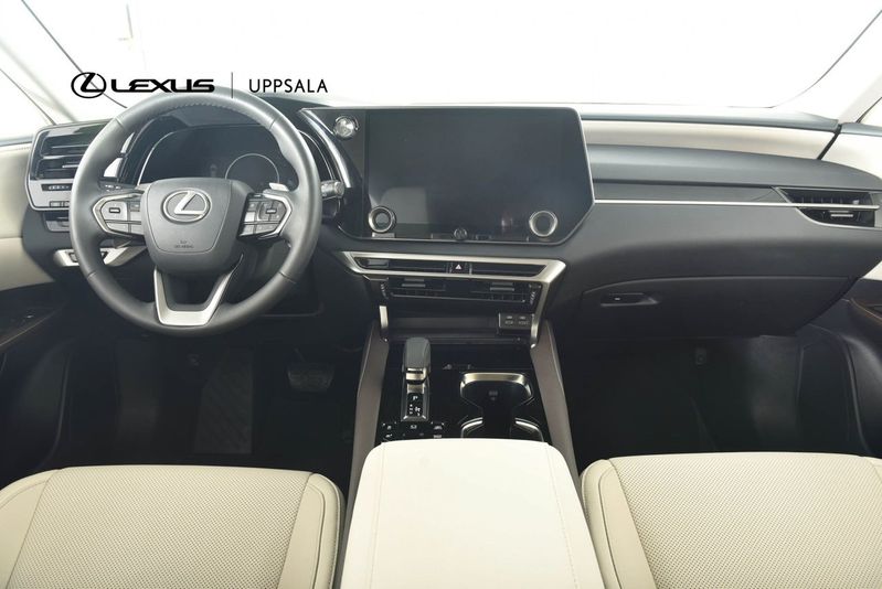 Lexus RX bild 8