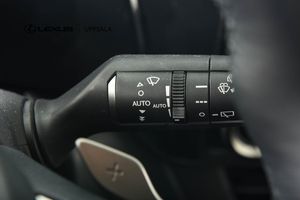 Lexus NX bild 15