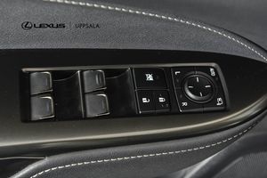Lexus NX bild 11