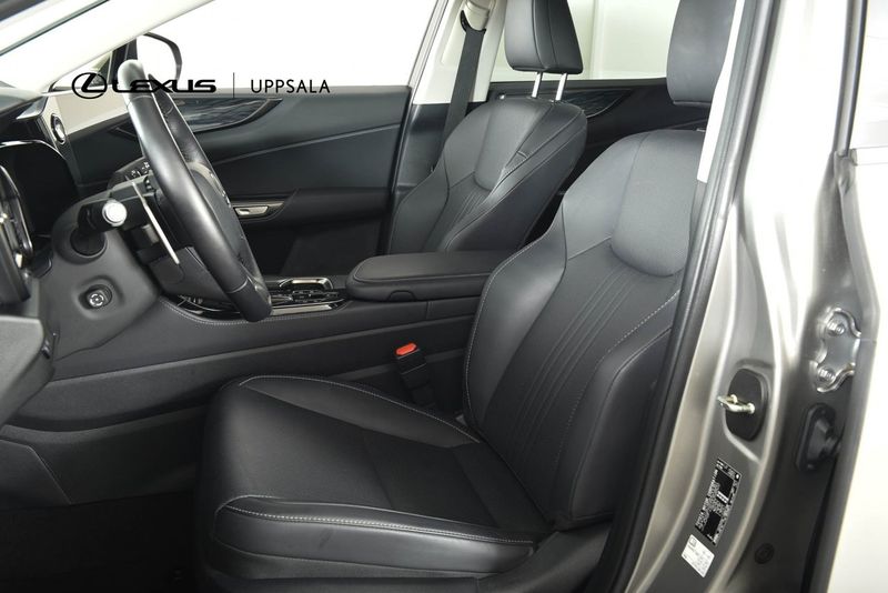 Lexus NX bild 26