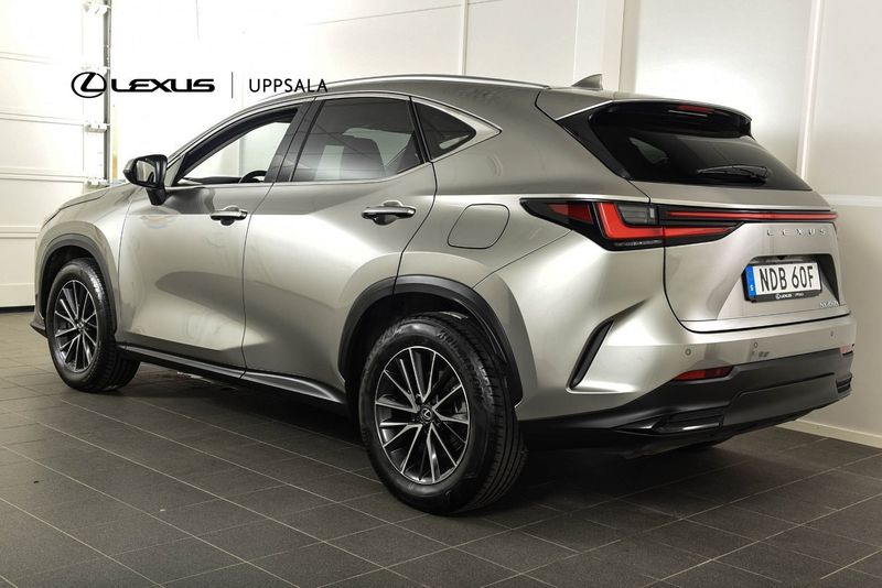 Lexus NX bild 3