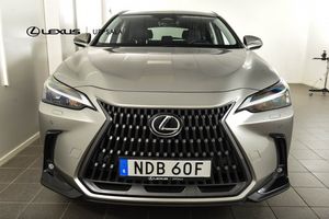 Lexus NX bild 5