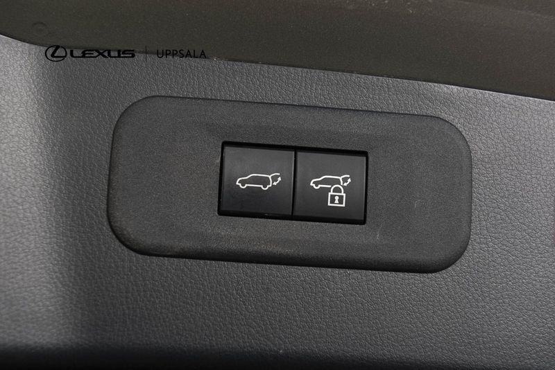 Lexus NX bild 10