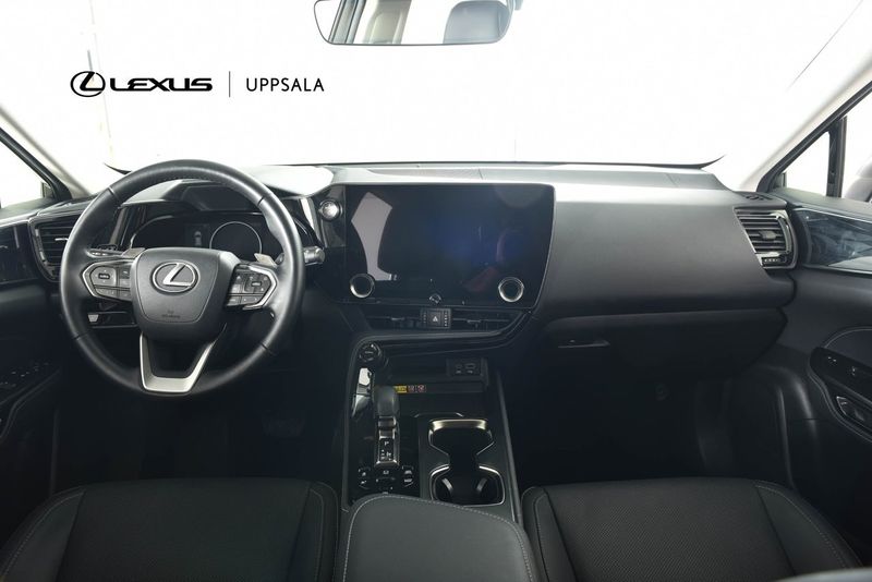 Lexus NX bild 28