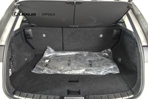 Lexus NX bild 9