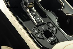 Lexus NX bild 15