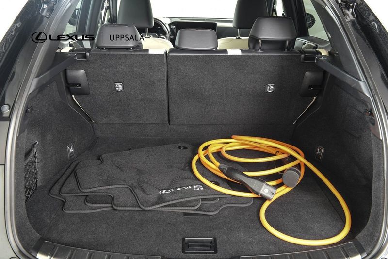 Lexus NX bild 9