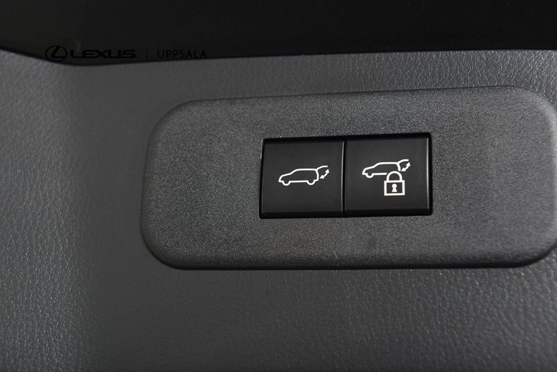 Lexus NX bild 10