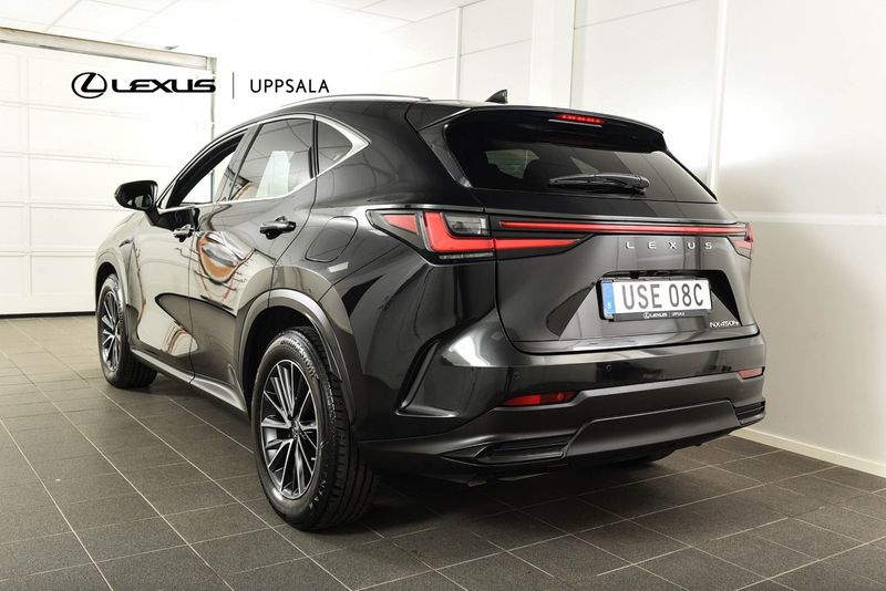 Lexus NX bild 3