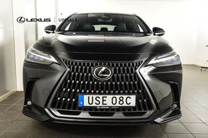 Lexus NX bild 5