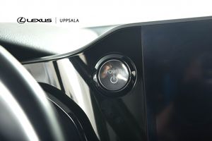 Lexus NX bild 16