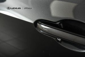 Lexus NX bild 23