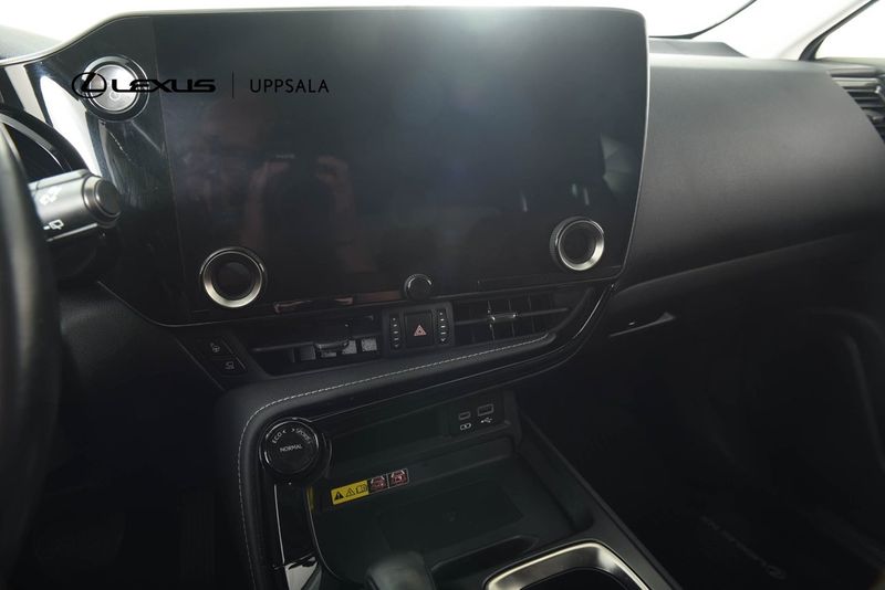 Lexus NX bild 19