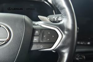 Lexus NX bild 16